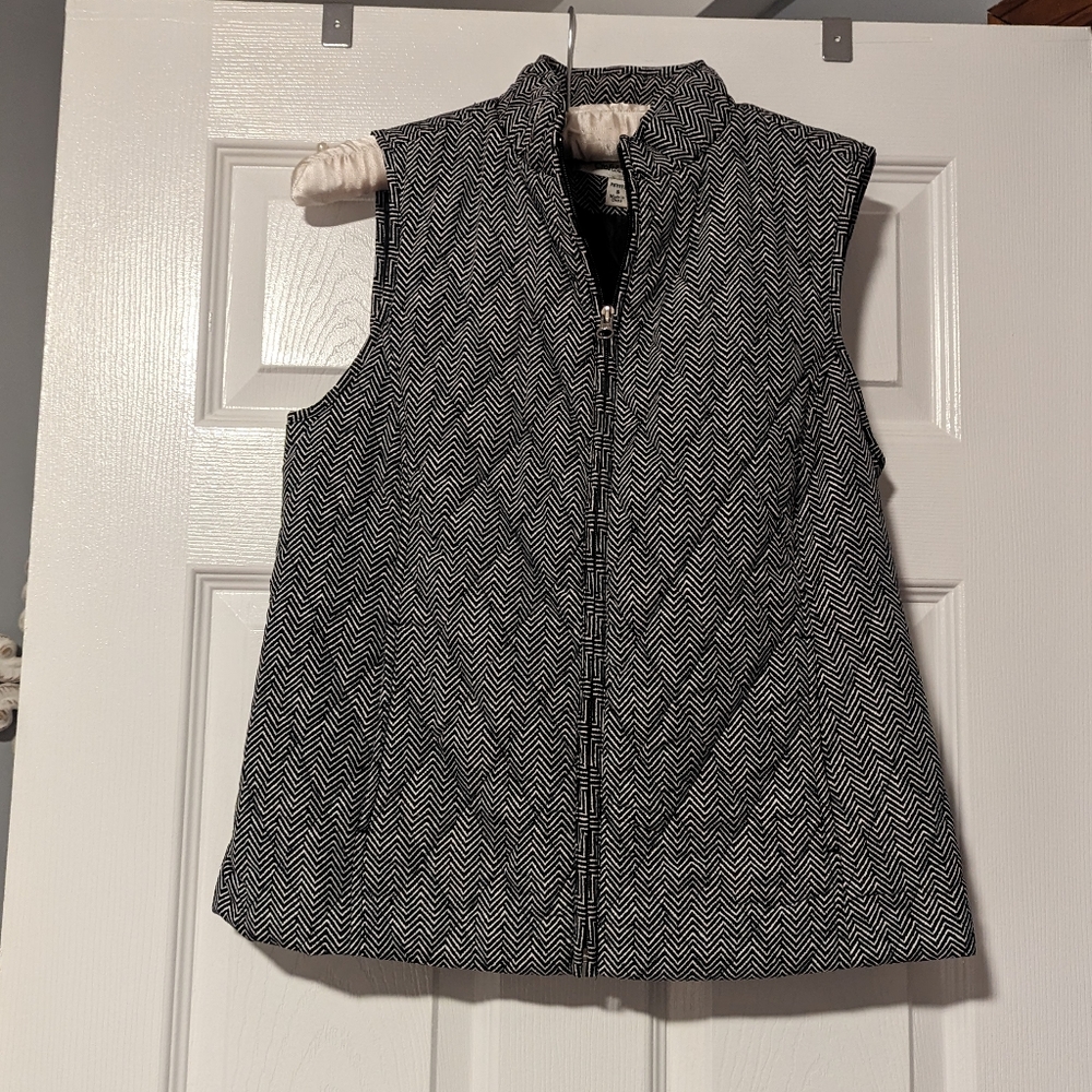 🍂Bundle up for fall 2 for $25 NWOT Croft & Barrow vest size SP